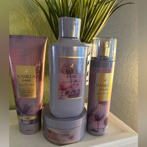 Bath & Body Works Vanilla Ease Body Wash Set - Purple and Gold